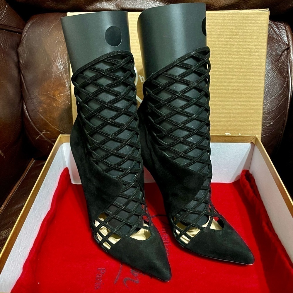 Christian Louboutin Mrs Bouglione cage bootie pointy toe Veau Velour 120mm EU37 - Picture 2 of 11